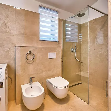 Luxury With A Swimming Pool Brgod, Rasa - 22689 Villa